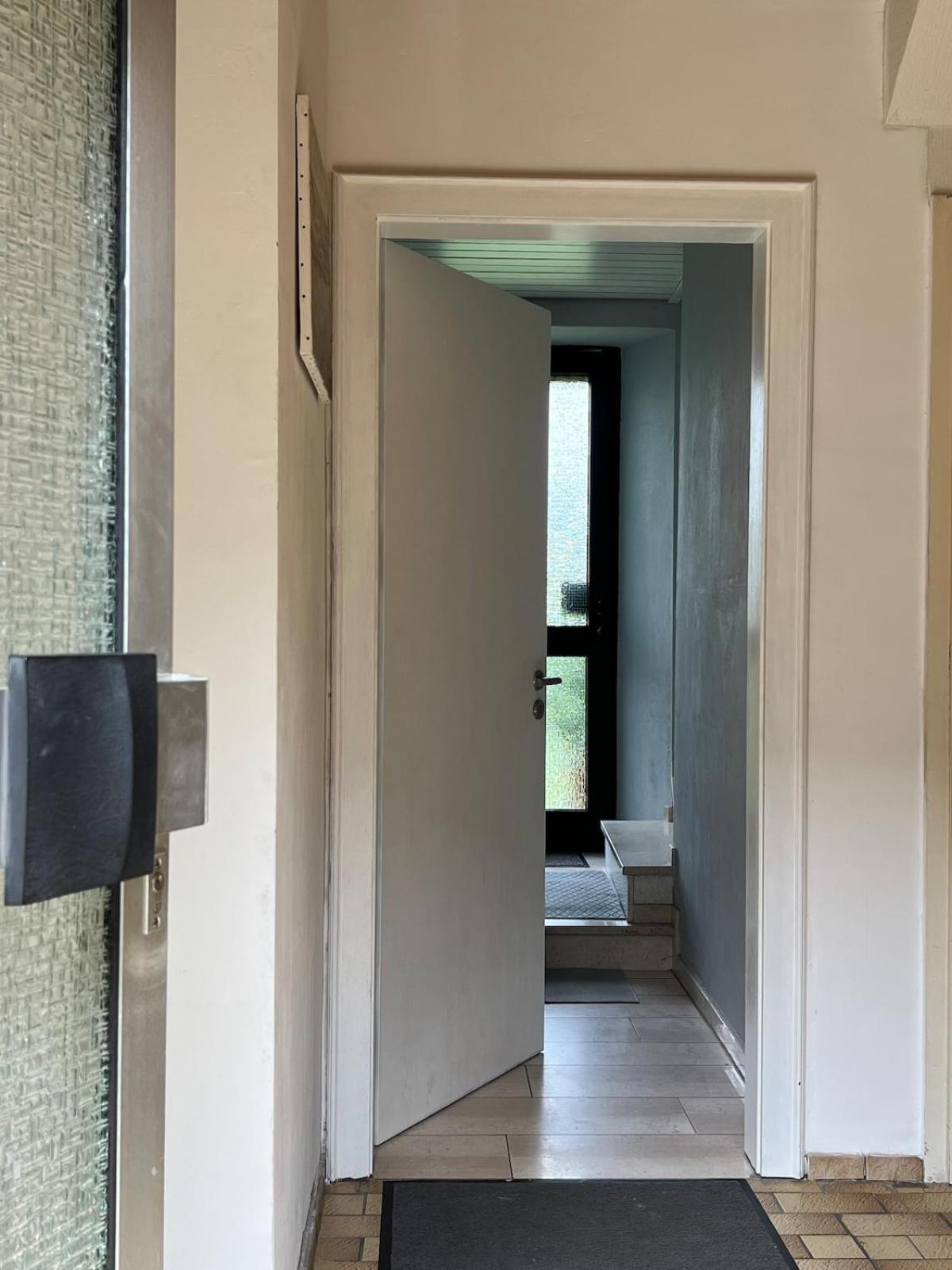 Appartamento Gemuetliche In Rheinnaehe Düsseldorf